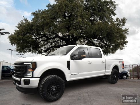 Used 2021 Ford F250 Lariat image 1