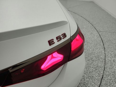 New 2026 Mercedes-Benz E 53 AMG e 4MATIC Sedan image 17