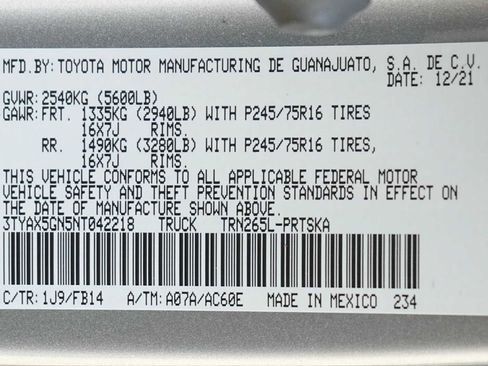 Used 2022 Toyota Tacoma SR w/ SR Convenience Package RWD image 30