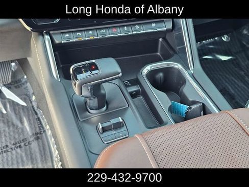 Used 2024 GMC Sierra 1500 Denali Ultimate AWD/4WD image 22