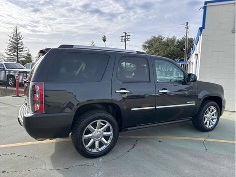 Used 2013 GMC Yukon Denali image 9