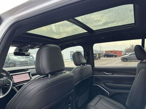 New 2026 Jeep Grand Cherokee L Limited w/ Limited Altitude Package image 12