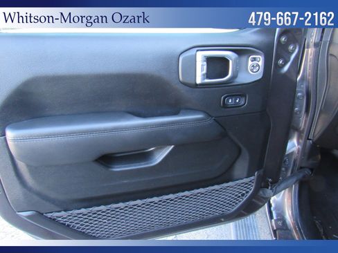 Used 2021 Jeep Wrangler Unlimited Sahara image 34