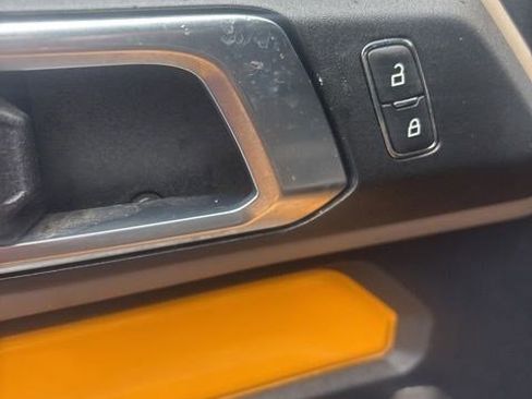 Used 2022 Ford Bronco Wildtrak AWD/4WD image 21
