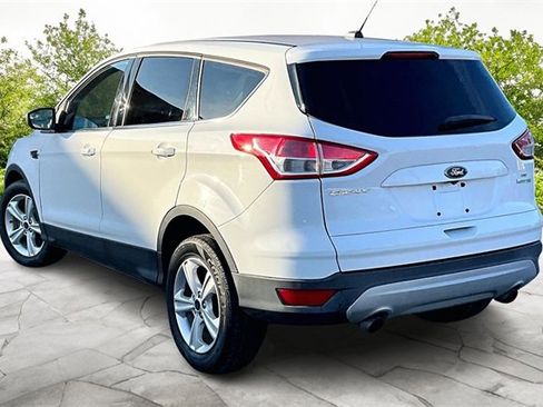 Used 2015 Ford Escape SE image 11