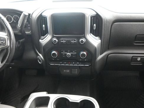 Used 2020 Chevrolet Silverado 1500 LT Trail Boss w/ Convenience Package AWD/4WD image 14