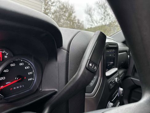 Used 2022 Chevrolet Silverado 1500 Custom AWD/4WD image 23