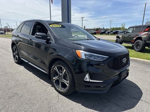 Used 2020 Ford Edge ST w/ Equipment Group 401A AWD/4WD image 16