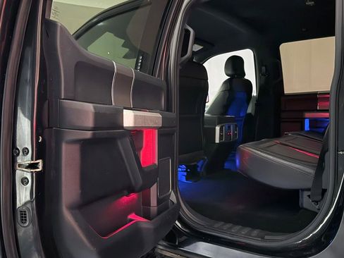 Used 2015 Ford F150 Lariat w/ Equipment Group 502A Luxury AWD/4WD image 22