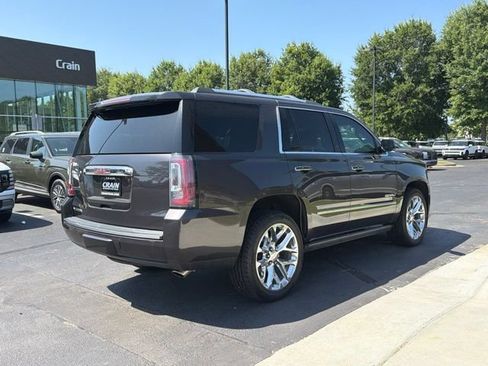 Used 2017 GMC Yukon Denali w/ Open Road Package AWD/4WD image 9