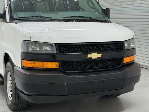 Used 2023 Chevrolet Express 3500 LS RWD image 38