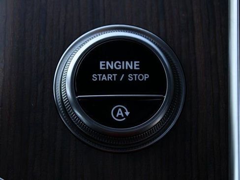 New 2025 Mercedes-Benz GLC 300 4MATIC image 19