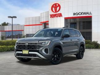 Used 2024 Volkswagen Atlas Peak Edition SE video 1