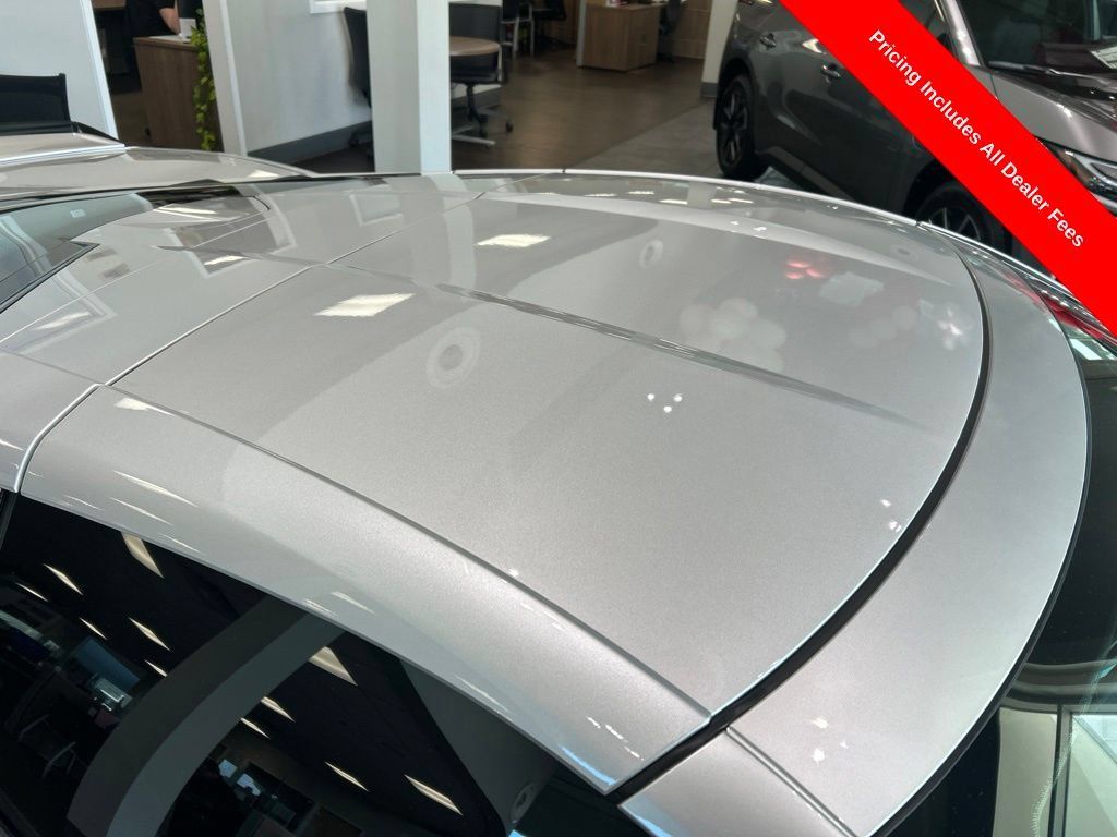 Used 2026 Chevrolet Corvette Z06 RWD image 3