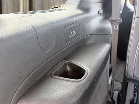 Used 2021 Jeep Grand Cherokee L Overland w/ Trailer Tow Package image 33