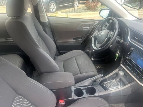 Used 2017 Toyota Corolla iM FWD image 24