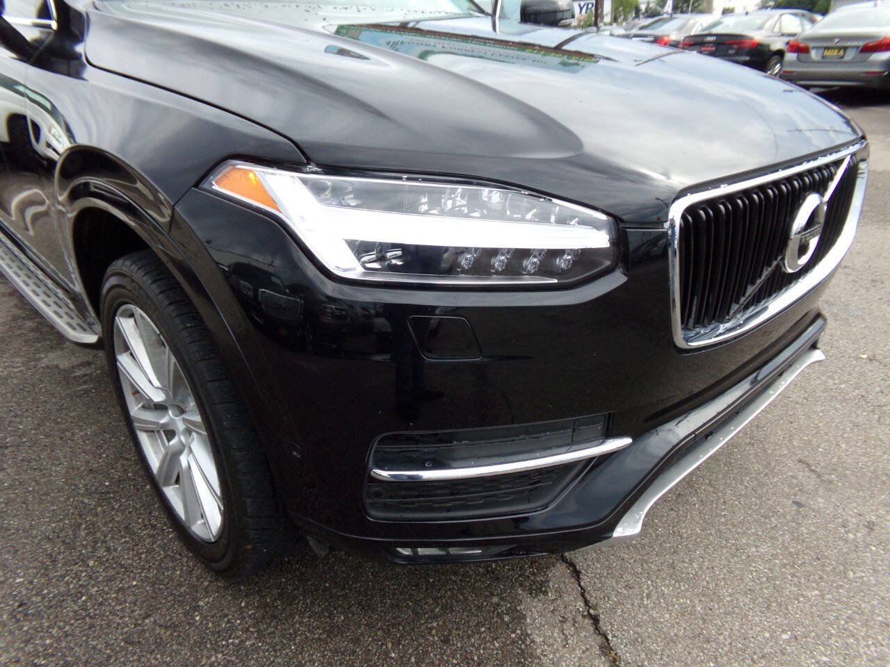 Used 2016 Volvo XC90 T6 Momentum w/ Momentum Plus Package AWD/4WD image 31