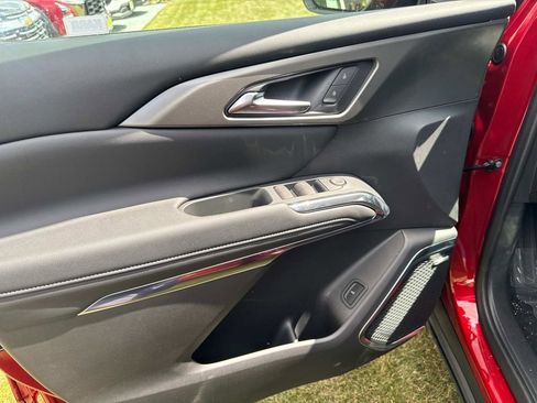 New 2025 Chevrolet Traverse LT w/ Enhanced Driving Package image 17