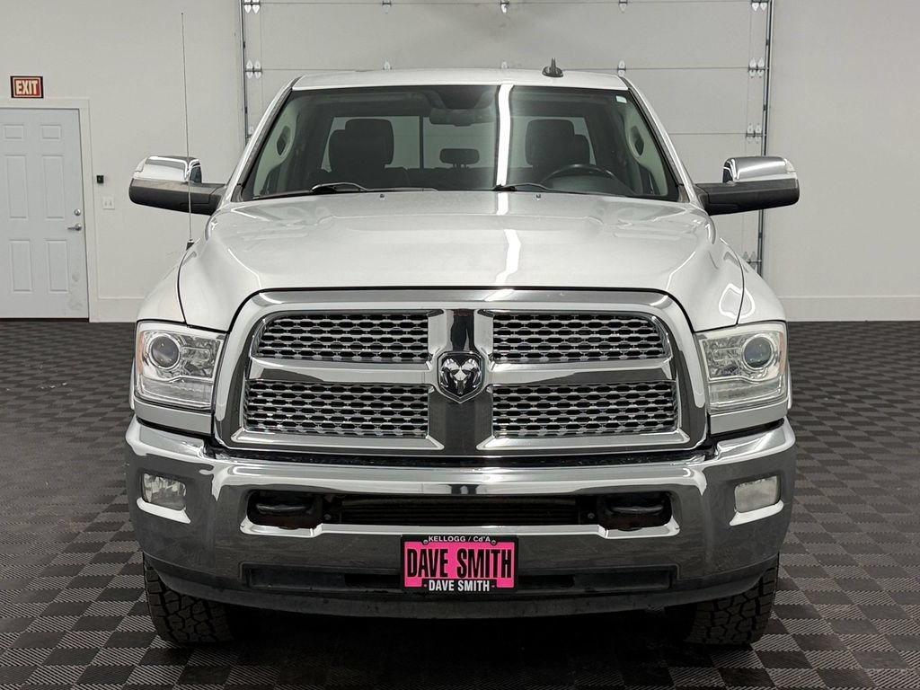 Used 2014 RAM 3500 Laramie w/ Convenience Group AWD/4WD image 6