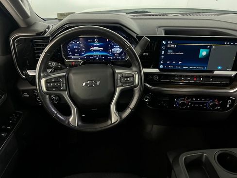 Used 2022 Chevrolet Silverado 1500 RST image 14