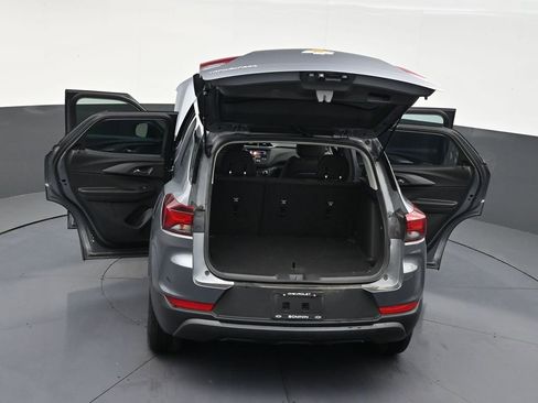 Used 2021 Chevrolet TrailBlazer LS FWD image 33