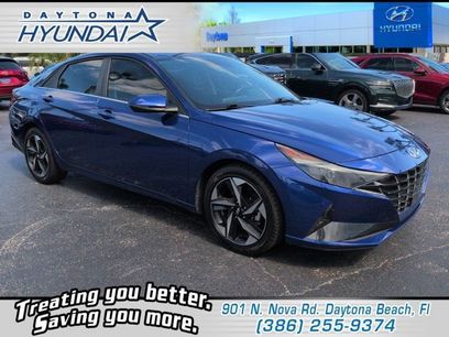 Used 2021 Hyundai Elantra SEL w/ Convenience + Premium Package