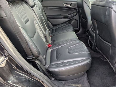 Used 2024 Ford Edge Titanium image 45