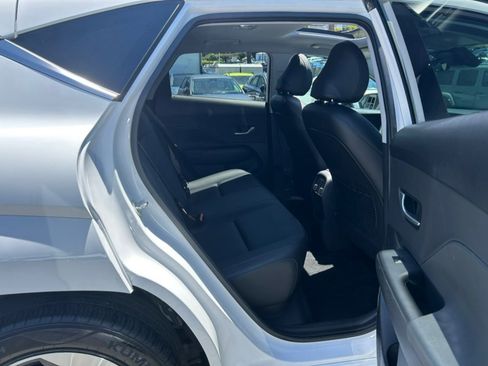 Used 2024 Hyundai Kona Limited FWD image 45