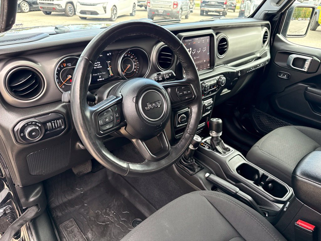 Used 2022 Jeep Wrangler Unlimited Sport AWD/4WD image 2