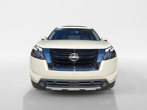 Used 2022 Nissan Pathfinder SL w/ SL Premium Package image 8