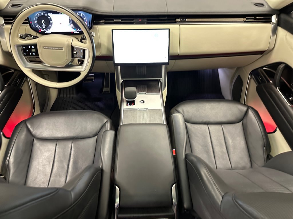 Used 2024 Land Rover Range Rover Long Wheelbase Autobiography AWD/4WD image 2
