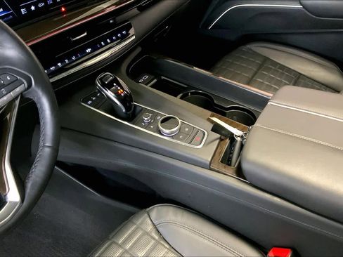 Used 2023 Cadillac Escalade Sport Platinum image 10