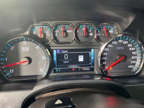 Used 2018 Chevrolet Silverado 1500 LT w/ Texas Edition RWD image 16