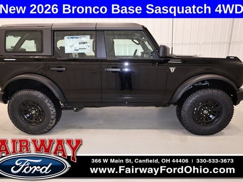 New 2026 Ford Bronco 4-Door w/ Sasquatch Package AWD/4WD image 1