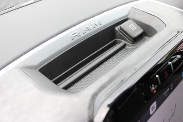Used 2022 RAM 1500 Big Horn AWD/4WD image 26