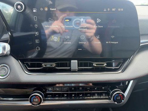 New 2026 Chevrolet Equinox RS w/ Convenience Package III FWD image 19