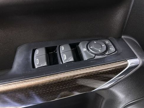Used 2020 Chevrolet Silverado 1500 LT w/ Texas Edition AWD/4WD image 24