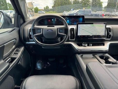 Certified 2025 Ford Expedition Max Platinum AWD/4WD image 20