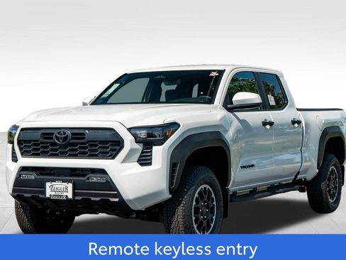 New 2025 Toyota Tacoma TRD Off-Road image 3