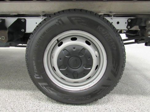 Used 2018 Ford Transit 250 138 image 17