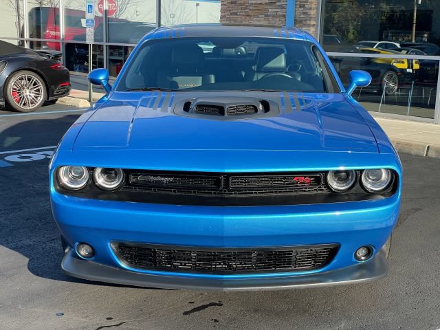 Used 2016 Dodge Challenger R/T Scat Pack RWD image 12