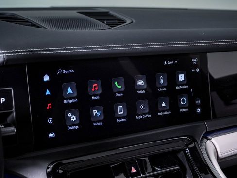 Certified 2025 Porsche Panamera 4 image 22