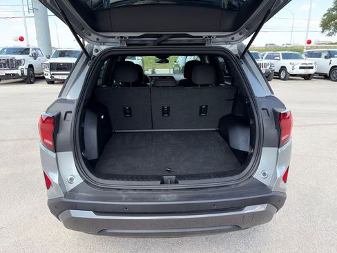 Used 2025 GMC Terrain Elevation AWD/4WD image 28