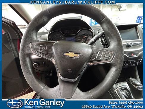 Used 2017 Chevrolet Cruze LT w/ Convenience Package image 13