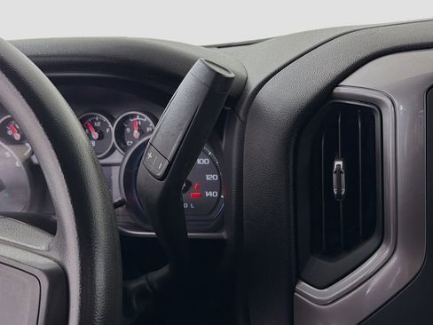 Used 2023 Chevrolet Silverado 1500 Custom image 18