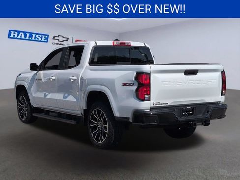 Certified 2024 Chevrolet Colorado Z71 w/ LPO, Dark Essentials Package AWD/4WD image 6