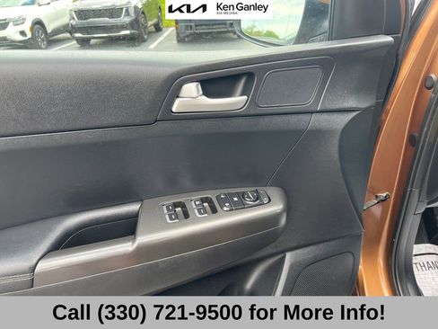 Used 2018 Kia Sportage LX FWD image 26