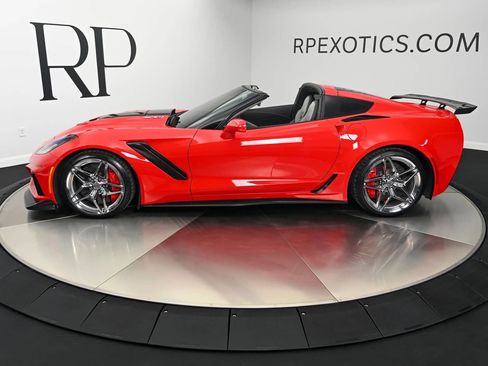 Used 2019 Chevrolet Corvette ZR1 RWD image 12