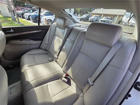 Used 2013 INFINITI G37 Journey w/ Premium Pkg RWD image 10