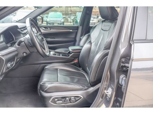 Used 2021 Jeep Grand Cherokee L Overland w/ Luxury Tech Group IV image 7